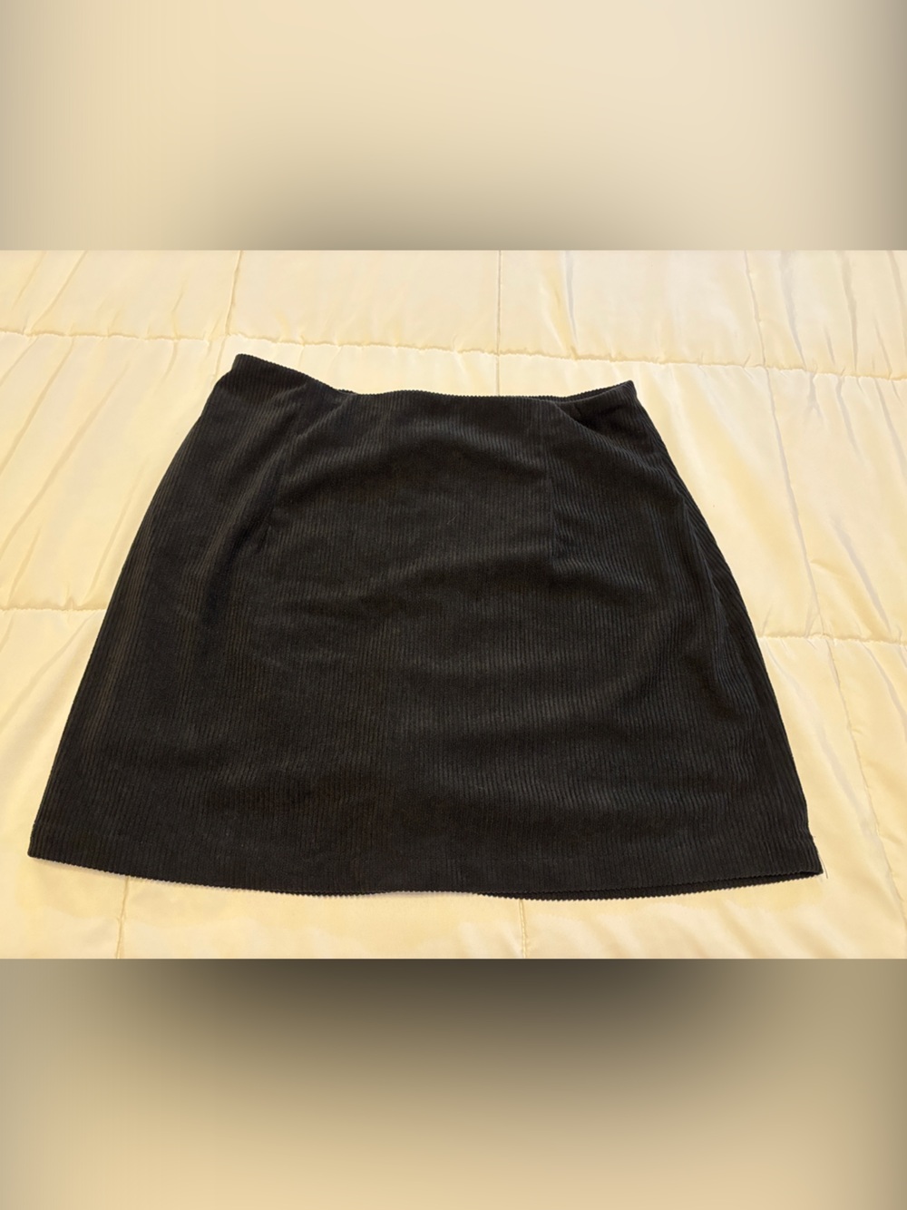 HALARA Black Ribbed Mini Skort